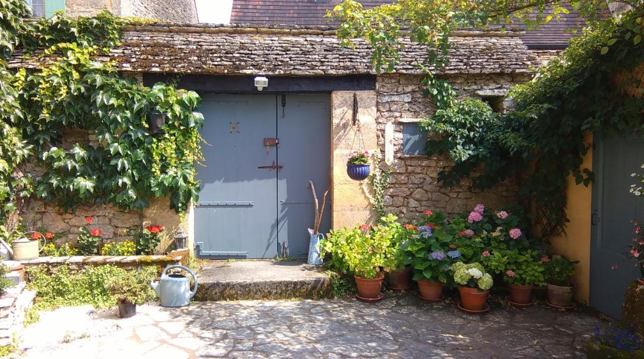 Maison Chaumont Vezac  Exterior photo